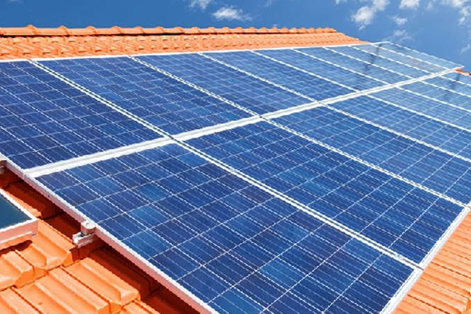 Sistema de aquecimento solar residencial instalado