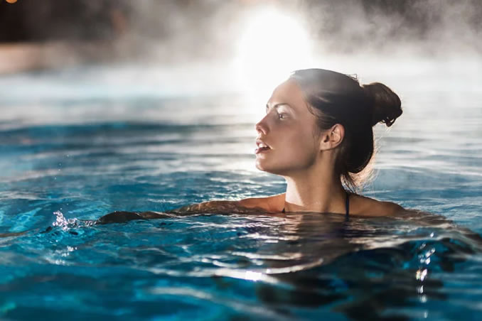 Piscina aquecida com bomba de calor